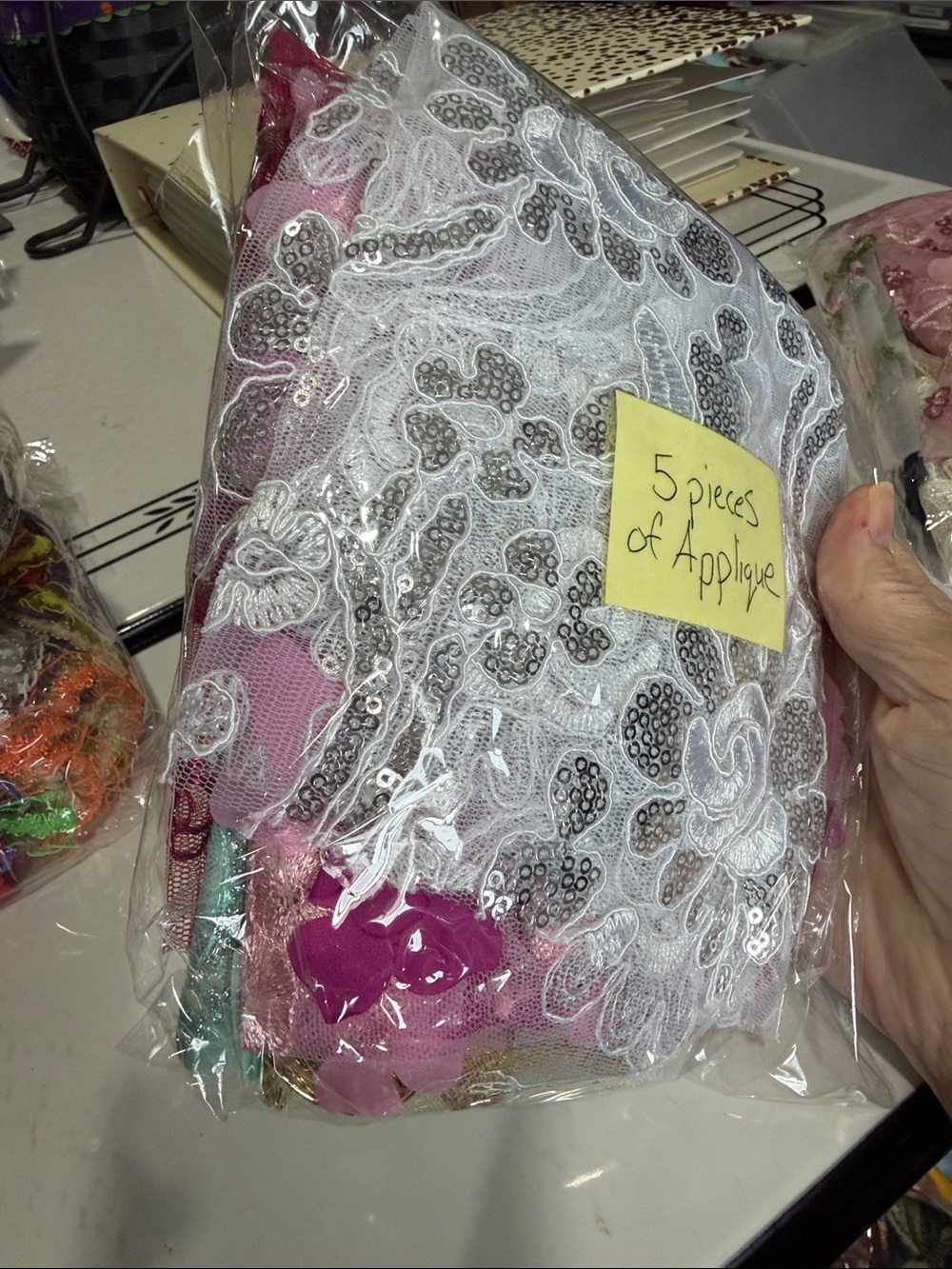 Large Lot of Ribbon and Appliqués - Picture 8 of 11